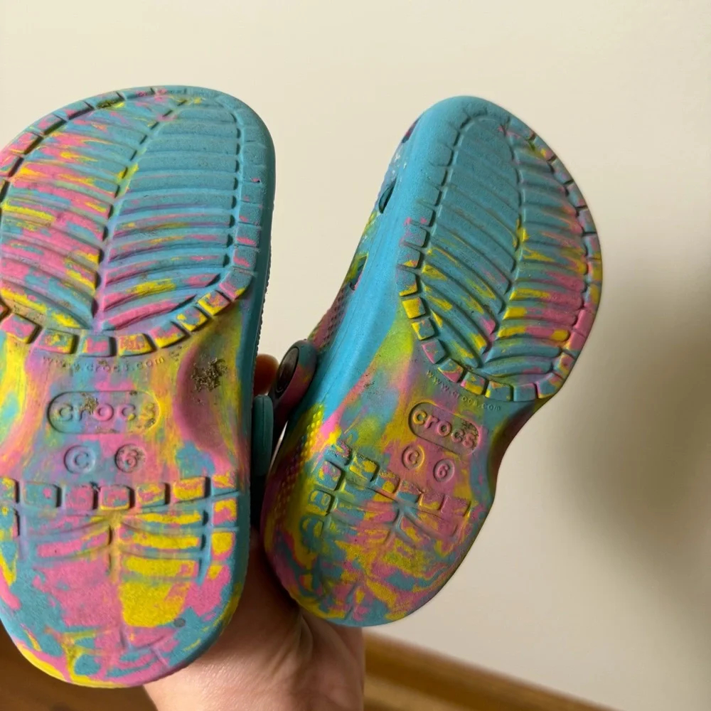 Crocs Classic Clog Toddler Size C6 Tie Dye Marbled Blue Pink Yellow - Picture 4 of 5
